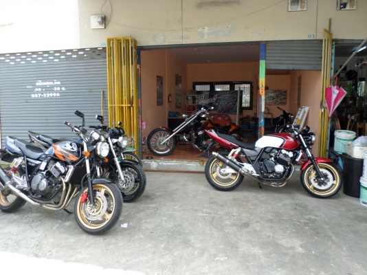 วุฒินนบุรี// บริการรับซื้อมอไซค์ทุกรุ่นตั่งแต่ 50cc.-1300cc. ไห้ราคาดีจ่ายเงินสดทันทีคับ