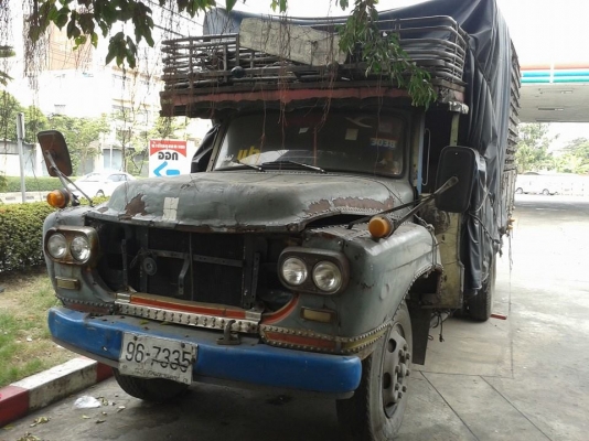 รถสิบล้อ