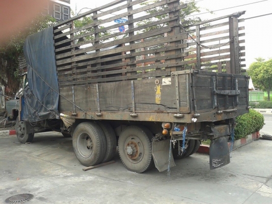 รถสิบล้อ