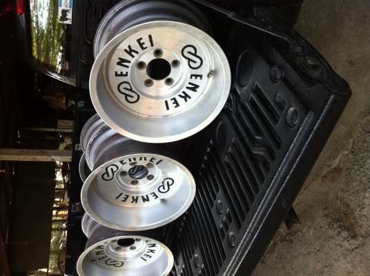 แมคออฟลึกสวยๆ มาแล้วจ้า แมคออฟลึกสวยๆ มาแล้วจ้า