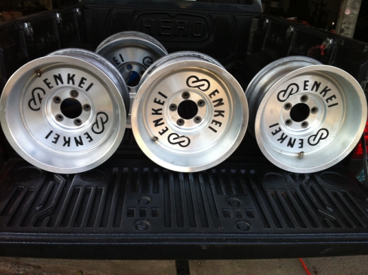 แมคออฟลึกสวยๆ มาแล้วจ้า แมคออฟลึกสวยๆ มาแล้วจ้า