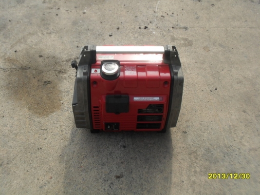 เครื่องปั่นไฟ HONDA  แท้ 650 W  ทนทาน สภาพดีมาก