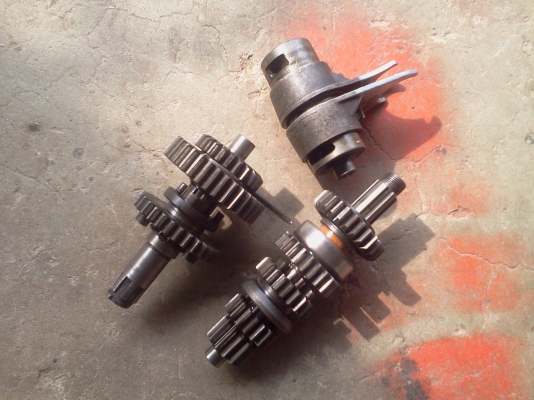 ขายเฟืองเกียร์มอเตอร์ไซค์