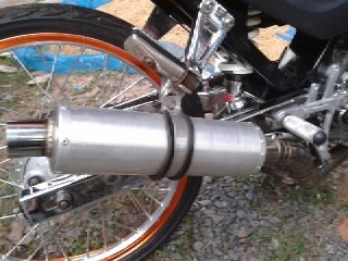 ขาย SONIC 125 ตัวเก่าแสบๆ มีเล่มทะเบียน ขาย SONIC 125 ตัวเก่าแสบๆ มีเล่มทะเบียน