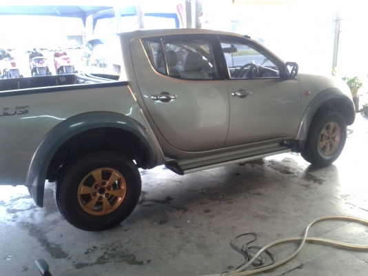 ขายมิตซูไทรตัน4ประตูยกสูง ขายมิตซูไทรตัน4ประตูยกสูง