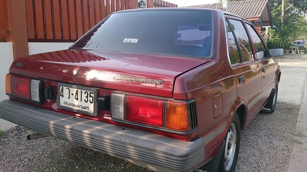 ขาย ด่วน Nissan Sunny MT 1.3 สีแดง สภาพสวยเฉียบ รถบ้านคับ