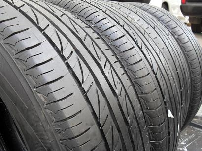 ขายยาง BRIDGESTONE AR10 ปี11(1ชุด) 195-65-15 ราคา 3,000