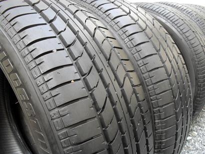 ขายยาง BRIDGESTONE ER30  ปี2312(1คู่) 205-55-16 ราคา 2,200