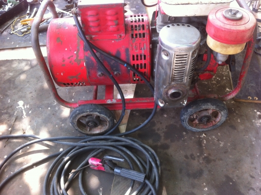 เครื่องปั่นไฟฮอนด้า 10 แรง  cdi ไดร์เชื่อม 5 กิโลวัตต์ ใช้งานได้ปกติ