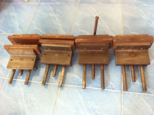 ปากกาตัวละ 1,200 บาท