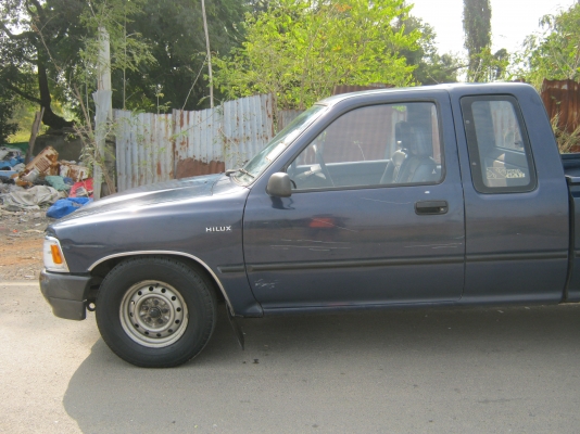 ขายรถพร้อมใช้มือเดียวป้ายแดง ขายรถพร้อมใช้มือเดียวป้ายแดง