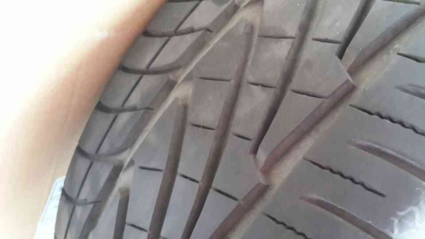 แม็กขอบ 17x7.5 4รู100 พร้อมยาง 205 45 17 ปี12 1ชุด