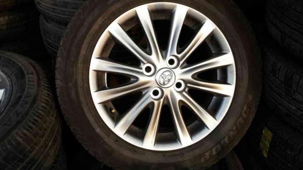 แม็กวีออส สีรมดำ ขอบ15 พร้อมยาง 185 60 15 ปี12 1ชุด