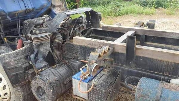 รถบรรทุก ISUZU เกียร์สั้น 135 กระจกไฟฟ้า รถพร้อมใช้งาน