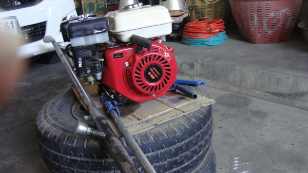 *****ขายเครื่องเรือหางยาว Mitsuyama 5.5HP พร้อมชุดหาง*****