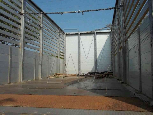 Isuzu Rocky 195 แรง เพลาเดียวล่อง กระบะเนียมพืชไร่ ยาง 9 Isuzu Rocky 195 แรง เพลาเดียวล่อง กระบะเนียมพืชไร่ ยาง 9