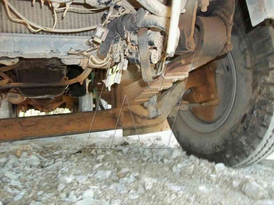 Isuzu Rocky 195 แรง เพลาเดียวล่อง กระบะเนียมพืชไร่ ยาง 9 Isuzu Rocky 195 แรง เพลาเดียวล่อง กระบะเนียมพืชไร่ ยาง 9