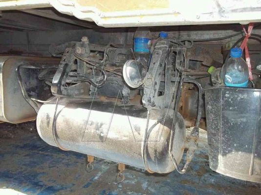 Isuzu Rocky 195 แรง เพลาเดียวล่อง กระบะเนียมพืชไร่ ยาง 9 Isuzu Rocky 195 แรง เพลาเดียวล่อง กระบะเนียมพืชไร่ ยาง 9