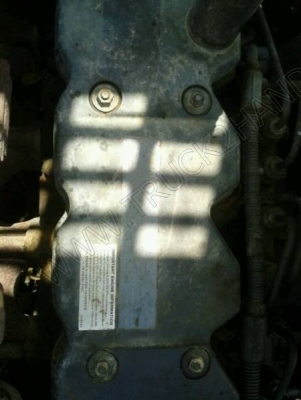 รถแบคโฮ ยี่ห้อ KOMATSU PC200 รุ่น 8