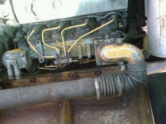 รถแบคโฮ ยี่ห้อ KOMATSU PC60 รุ่น5