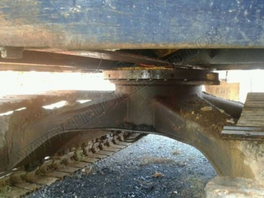 รถแบคโฮ ยี่ห้อ KOMATSU PC60 รุ่น5