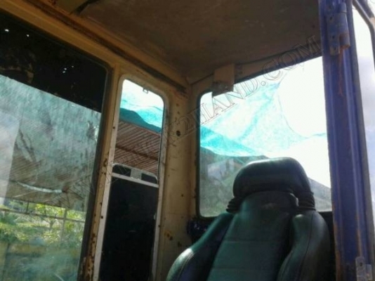 รถแบคโฮ ยี่ห้อ KOMATSU PC60 รุ่น5