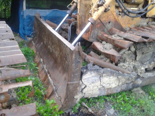 ขาย รถแทรกเตอร์ CAT D4E  สภาพสวย (เจ้าของขายเอง)