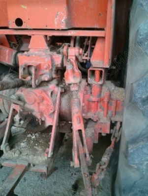 รถไถ ยี่ห้อ KUBOTA รุ่น 8950 2 เพลา (เพลานอก)