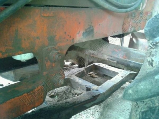 รถไถ ยี่ห้อ KUBOTA รุ่น 8950 2 เพลา (เพลานอก)