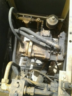 รถแบคโฮ ยี่ห้อ SUMITOMO S265 120