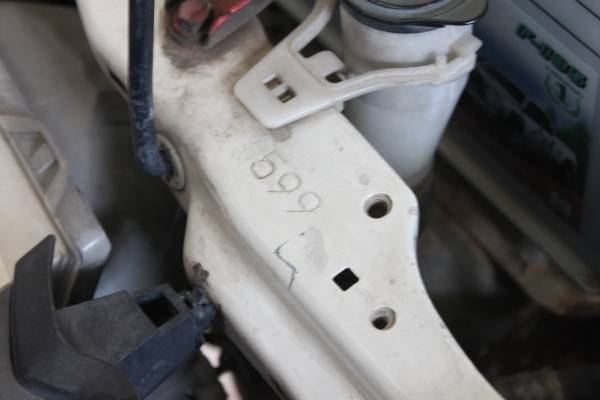 ขาย Totota tiger D4D  ปี 2545   สีขาว  พวงมาลัยพาวเวอร์  ราคาลดเหลือ 190,000