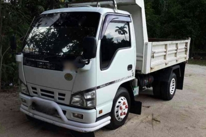 ISUZU NKR