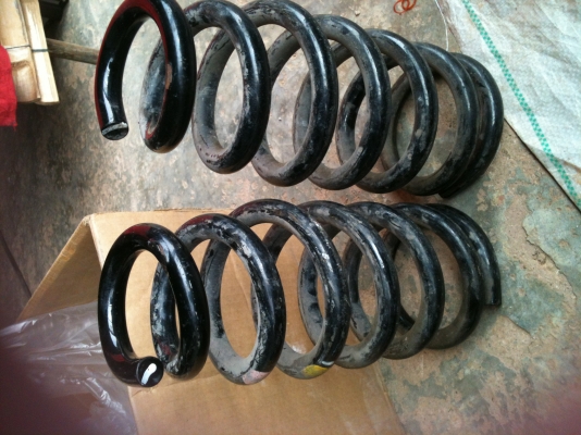 ขายสปริงคู่หน้า มิตซูปาเจโร่ ขายสปริงคู่หน้า มิตซูปาเจโร่