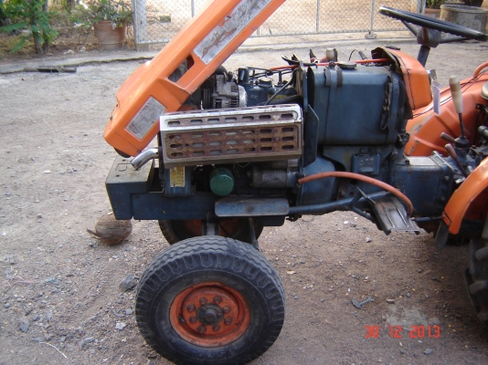 ขาย KUBOTA B7000 เพลาเดียว ราคาย่อมเยา เหมาะสำหรับการเกษตรขขนาดเล็ก (สอบถามได้ที่ 0884267077 แอ๊ป)ขายไปปทุมธานีคับ ขาย KUBOTA B7000 เพลาเดียว ราคาย่อมเยา เหมาะสำหรับการเกษตรขขนาดเล็ก (สอบถามได้ที่ 0884267077 แอ๊ป)ขายไปปทุมธานีคับ