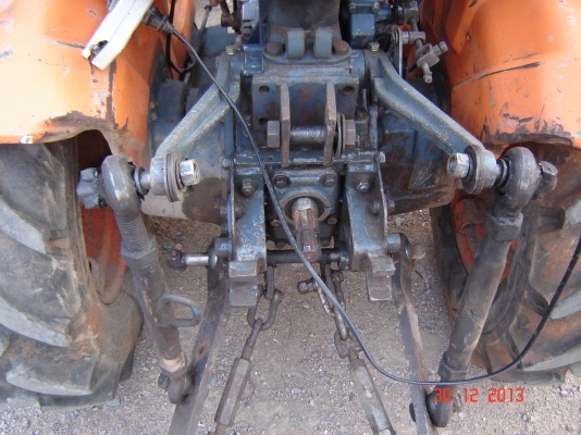 ขาย KUBOTA B7000 เพลาเดียว ราคาย่อมเยา เหมาะสำหรับการเกษตรขขนาดเล็ก (สอบถามได้ที่ 0884267077 แอ๊ป)ขายไปปทุมธานีคับ ขาย KUBOTA B7000 เพลาเดียว ราคาย่อมเยา เหมาะสำหรับการเกษตรขขนาดเล็ก (สอบถามได้ที่ 0884267077 แอ๊ป)ขายไปปทุมธานีคับ