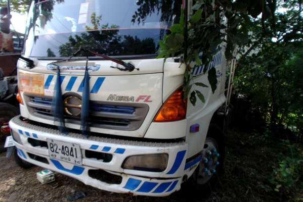 ขายด่วนรถสิบล้อFLMAGAราคา995000ปี47เครือง220แรงม้า