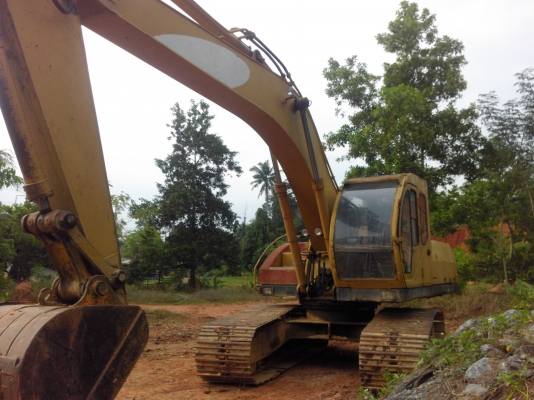 ขายรถแบ็กโฮ SAMSUNG รถสวยพร้อมใช้งาน ขายรถแบ็กโฮ SAMSUNG รถสวยพร้อมใช้งาน