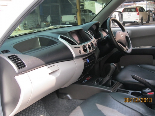 ขาย MITSUBISHI TRITON 2.5 PLUS DOUBLECAB ปี 2010