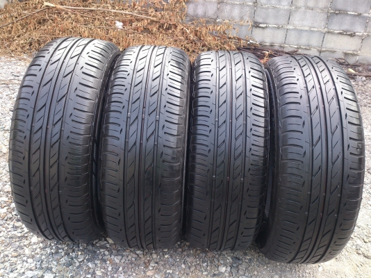 ขายยาง บริสโตน ECOPIA 215/60R16 ยางสัปดาห์ที่50 ปี12 ดอกยางลึกเท่ากันสภาพยาง90\% สวยๆ 1 ชุด