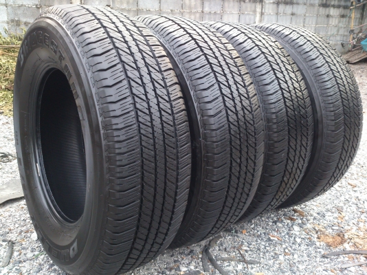 ขายยาง บริสโตร์ 265/65R17 ยางสัปดาห์ที่47 ปี12 ดอกยางนิ่มลึกเท่ากันใช้งานน้อยไม่แตกลายสภาพยาง95\% (ไม่มีปะ) จำนวน 1 ชุด