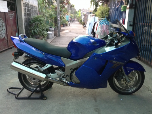 ขาย(แลก-เทิร์น) CBR1100XX ปี2000 หัวฉีด สเป็คเมกา ทะเบียนแท้ สมอ รถสมบรูณ์มากเครื่องฟิตๆสภาพสวยๆพร้อมออกทริปหนาวนี้