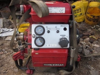 ขาย- เครื่อง ปั๊มดับเพลิง ใช้น้ำมัน  TOHATSU V30AS มือสองเก่าญี่ปุ่น