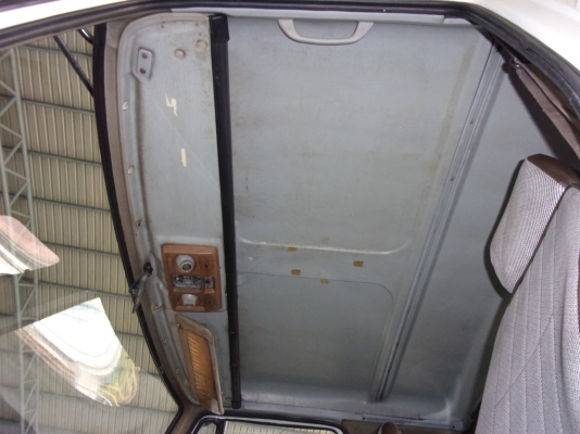 ขาย 6ล้อ อีซูซุ FRR ประกอบ 175 แรง ยาว 6.10 ปี1998 สภาพสวยเดิมเครื่องดี พร้อมใช้งาน ชมก่อนได้ครับ สนใจติดต่อ 081-9425443