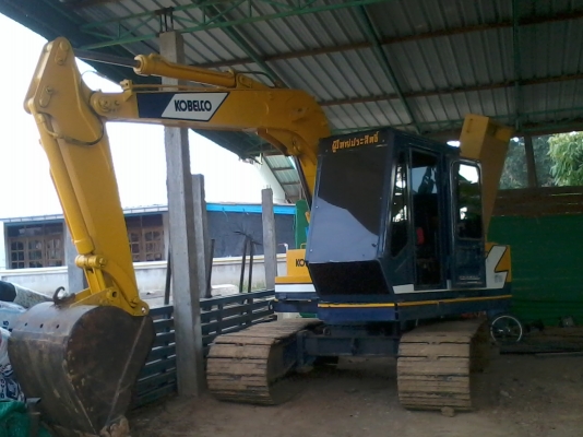 ขาย  kobelco sk 100 สวย สวย ราคาโดนใจ สนใจ มาชม ทดลองขับได้ครับ เช็คชว่งล่างให้ใหม่ พร้อมใช้งาน