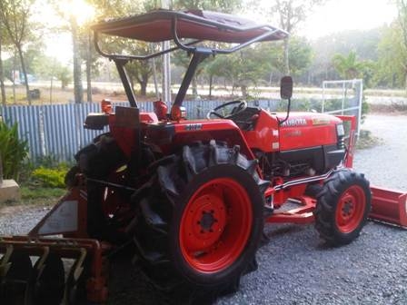 ขายรถไถ Kubota L 4508 (4WD) พร้อมดันหน้าและผานหลัง ขายรถไถ Kubota L 4508 (4WD) พร้อมดันหน้าและผานหลัง
