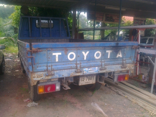 ขาย 4 ล้อ TOYOTA-DYNA-200 สภาพเดิมๆ พร้อมใช้