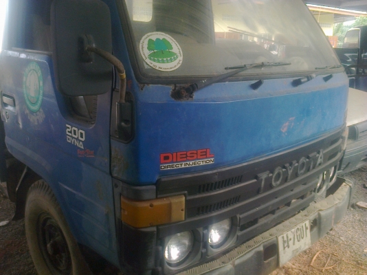 ขาย 4 ล้อ TOYOTA-DYNA-200 สภาพเดิมๆ พร้อมใช้