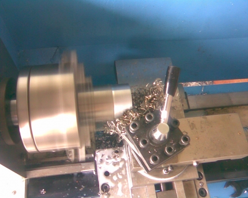 เครื่องกลึง มือหนึ่ง ขนาด 3.5 ฟุต ระบบ เกียร์บล็อก เครื่องกลึง มือหนึ่ง ขนาด 3.5 ฟุต ระบบ เกียร์บล็อก