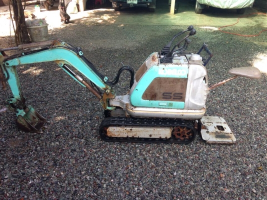 ขาย KOBELCO ss ขนาด 4 hp คับ..... ขาย KOBELCO ss ขนาด 4 hp คับ.....