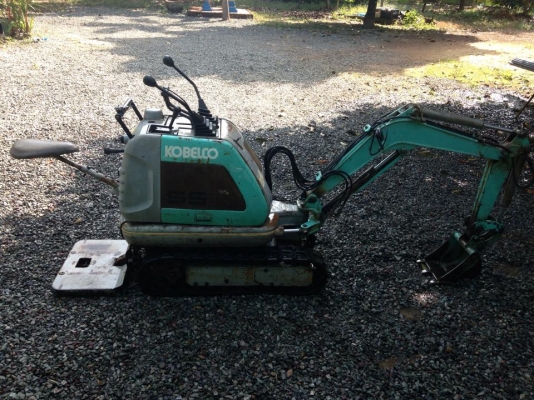 ขาย KOBELCO ss ขนาด 4 hp คับ..... ขาย KOBELCO ss ขนาด 4 hp คับ.....